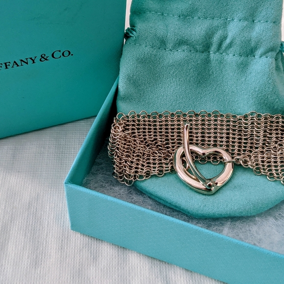 TIFFANY & Co. Silver Heart Mesh Bracelet - Picture 2 of 3